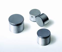 What are the benefits of using PDC cutters over traditional diamond drill bits in mining?