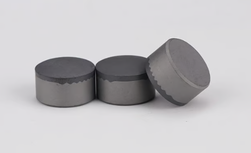 What are the emerging trends in PDC cutter technology and how are they shaping the future of oil and gas extraction?