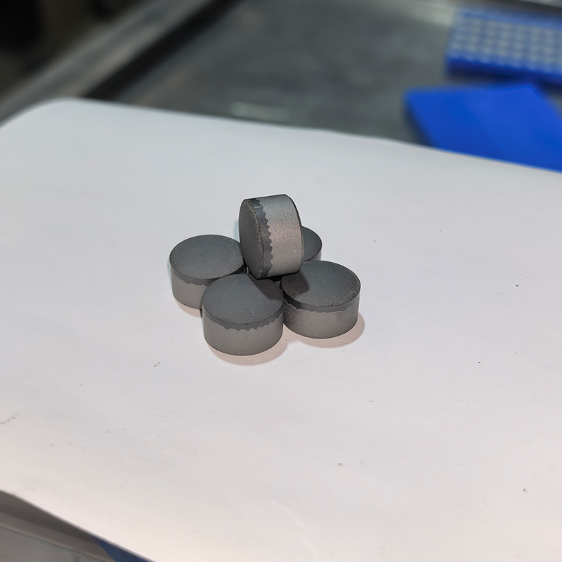 1308mm PDC cutter Suitable for soft to medium-hard rock formations - Image 3