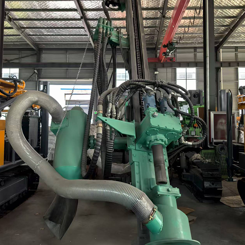 J590-3 Crawler-mounted DTH drilling rig - Image 4